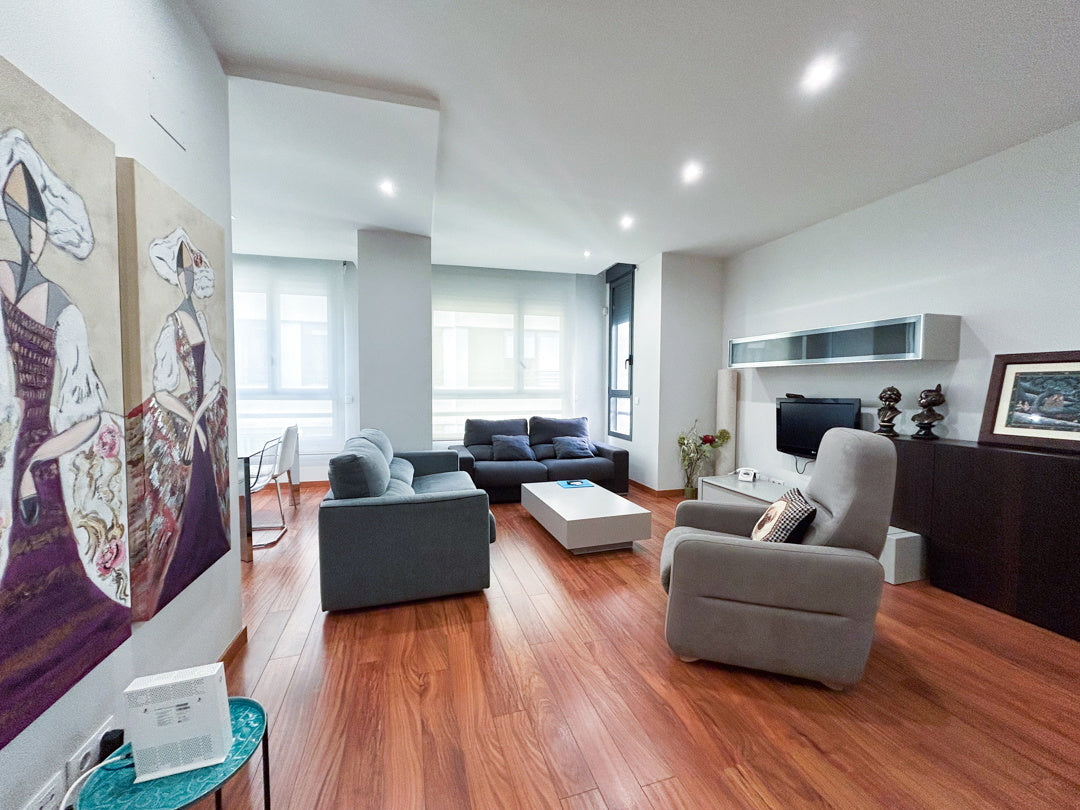Apartamento Ribera, junto Ayuntamiento, WiFi, AC