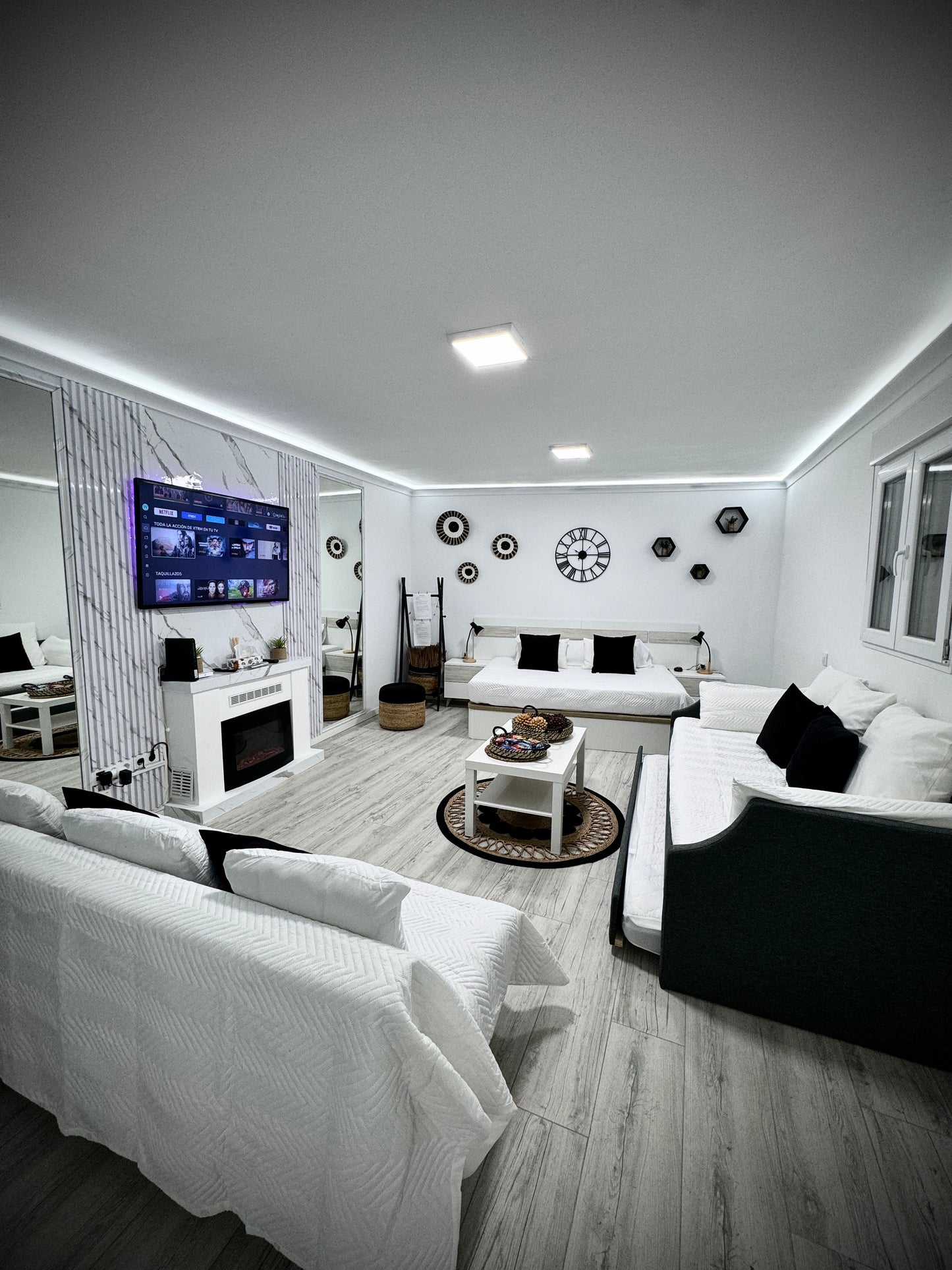 Suite Moderna Madrid Centro la Latina 3/4Huespedes