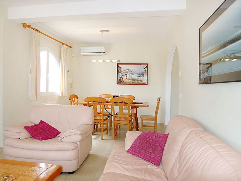 Villa Maria Camilla 100 % renovada para 8 personas con piscina