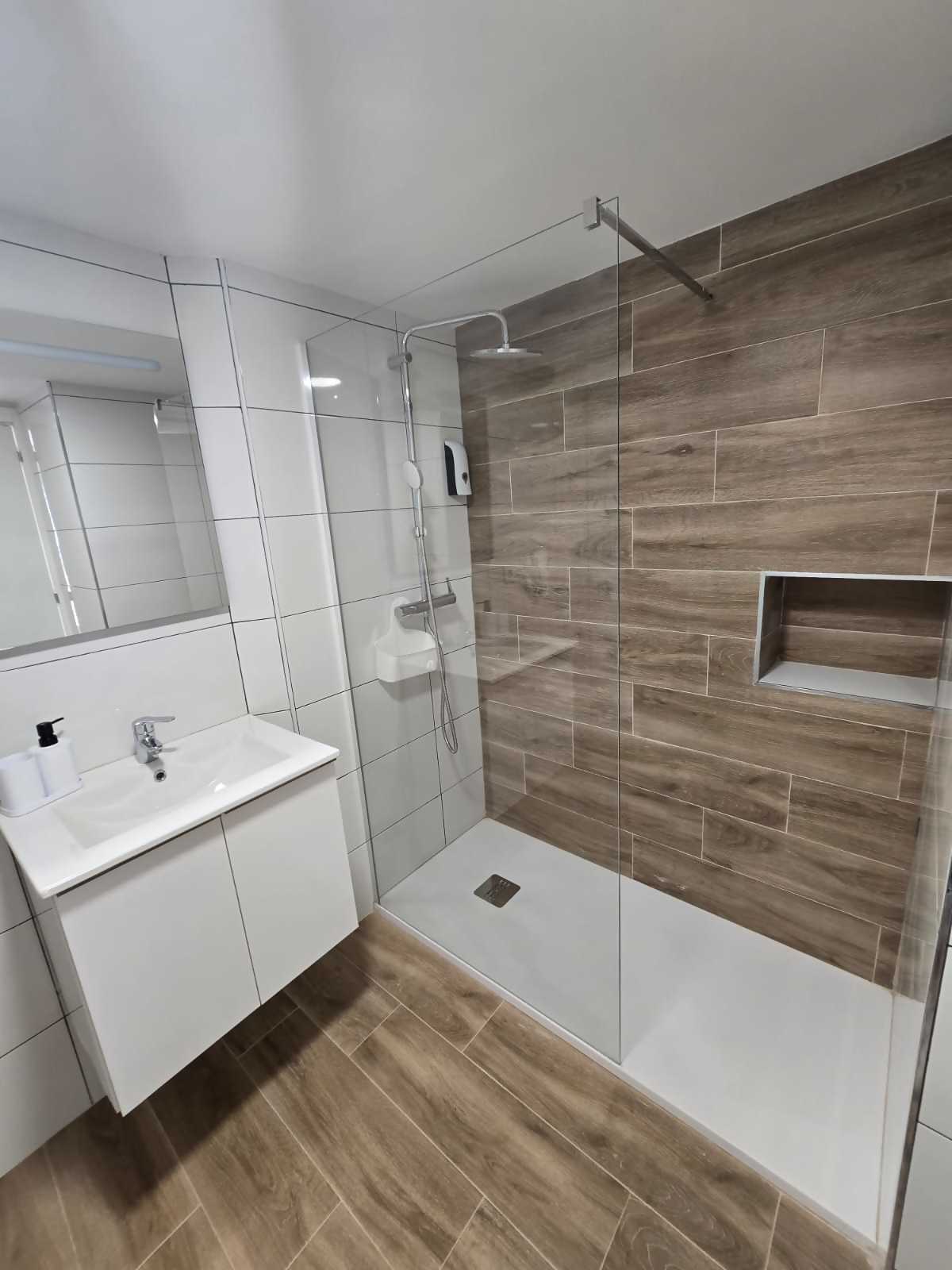 Alameda Suite 2-a