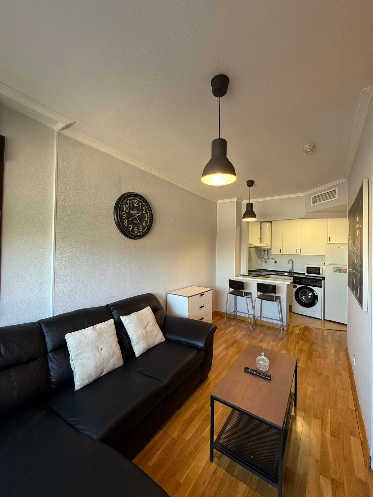 Acogedor apartamento con piscina en Vallecas