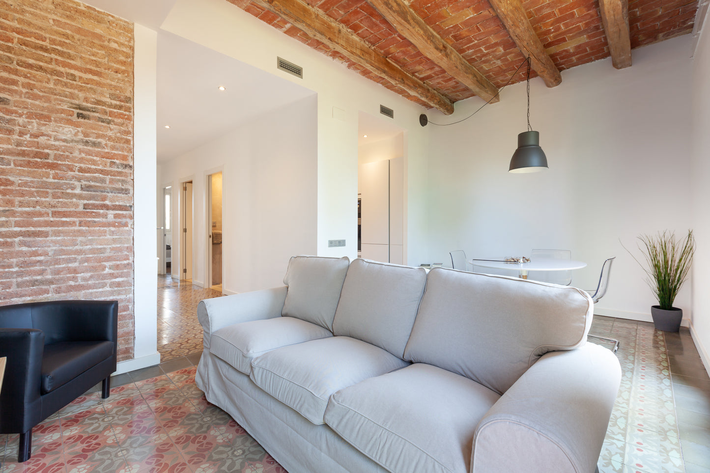 VALLS 7 - Apartamento antiguo y modernista - ¡Con ascensor ahora!