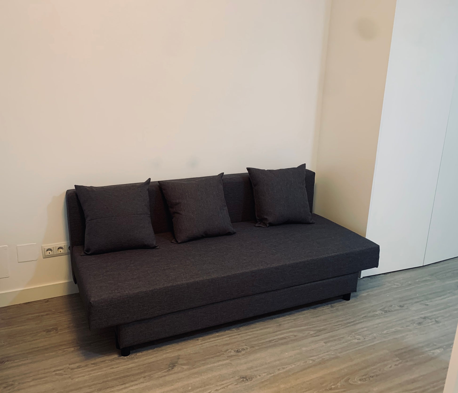 Estudio moderno en Juan Bravo