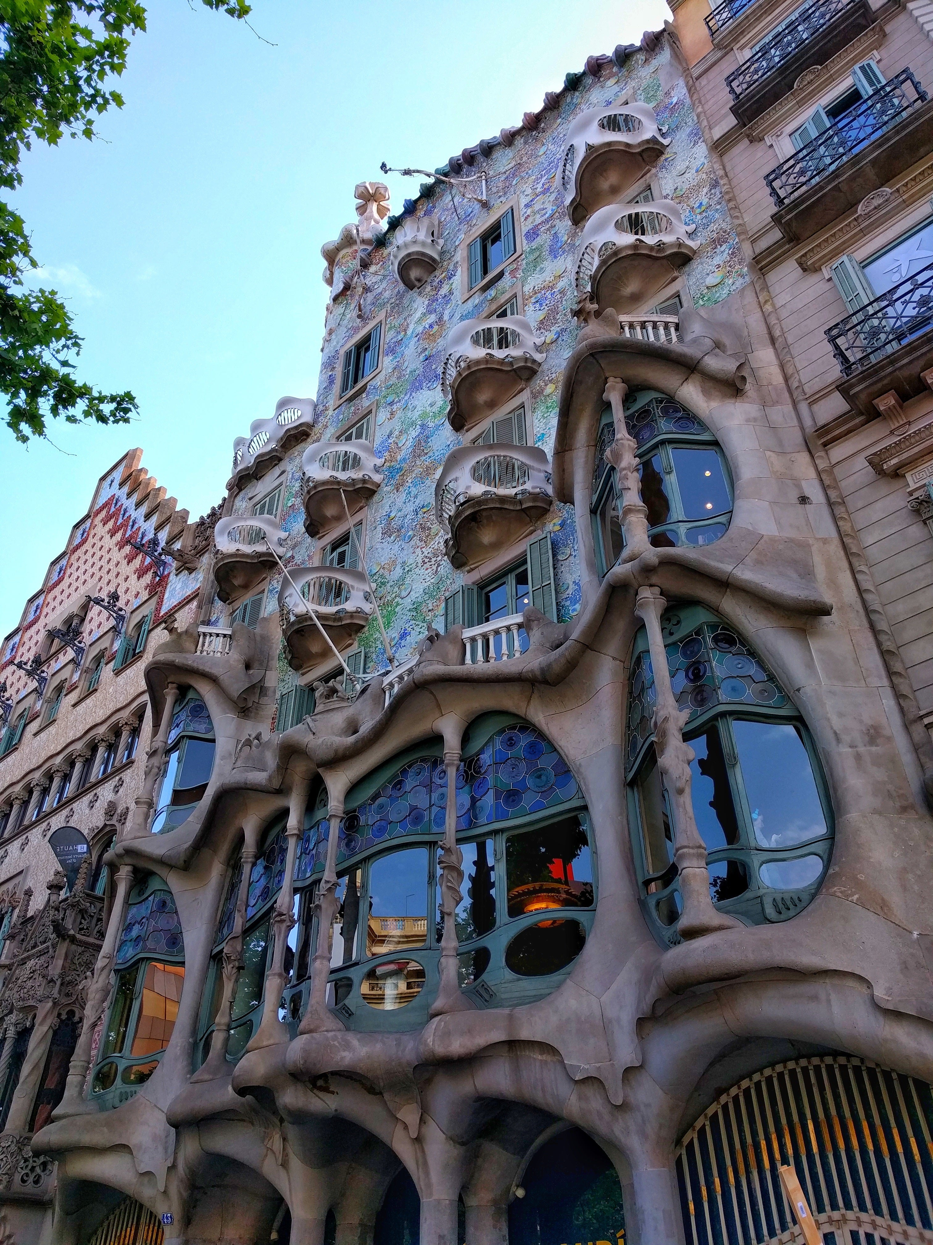 files/casa-batllo-2674873.jpg